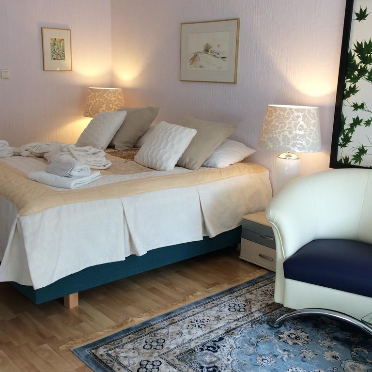 Solrosen I Simrishamn - Oesterlen Esterno foto