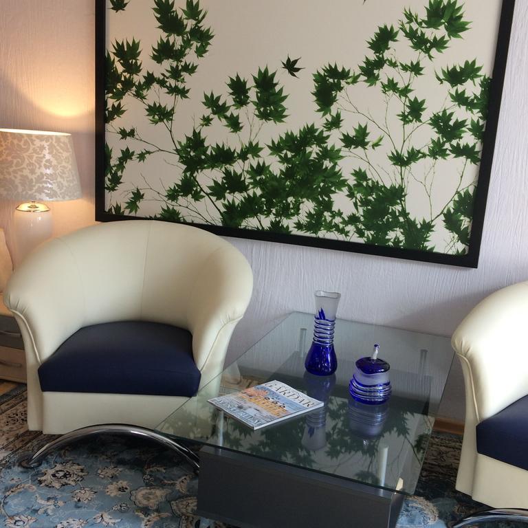 Solrosen I Simrishamn - Oesterlen Esterno foto